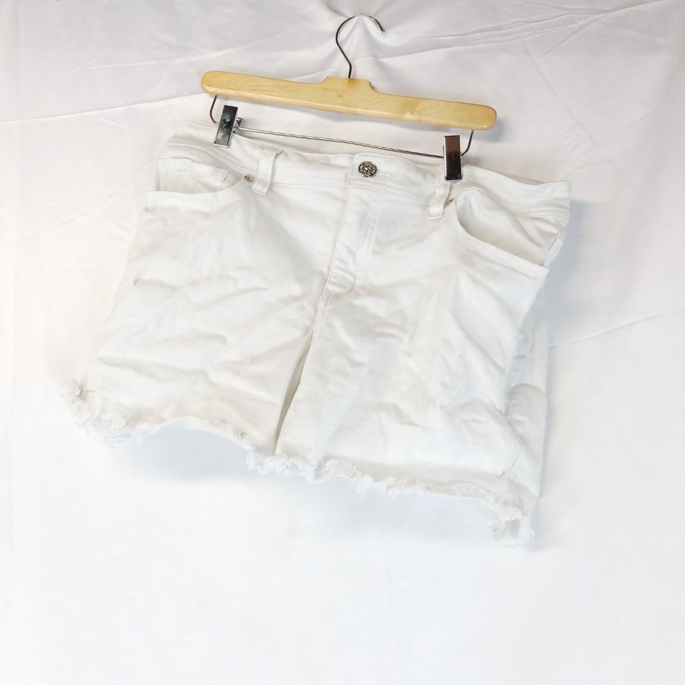 SEVEN7 Short-Shorts White Size 14 Women's Ripped